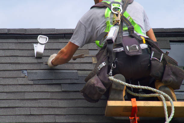Best Flat Roof Repair Services  in Stoughton, WI